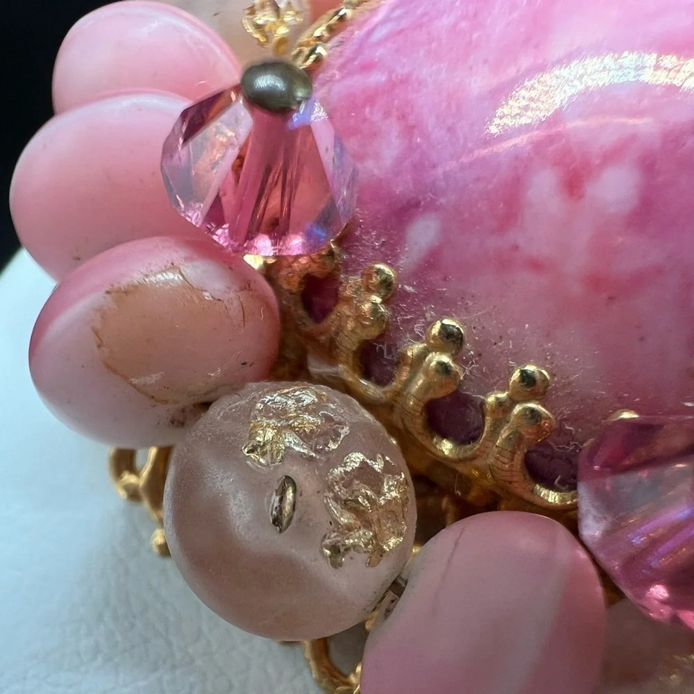 Vintage Pink Cabochon Oval Brooch